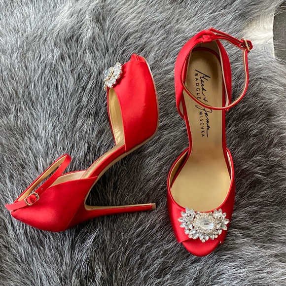 👠 - Picture 1 of 9